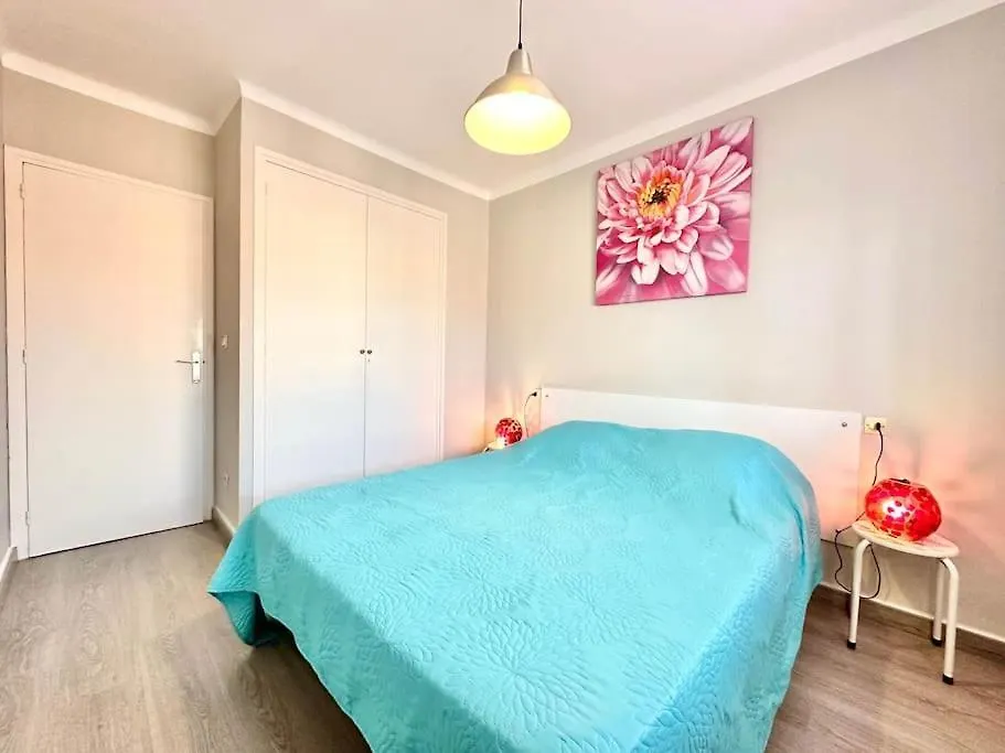 V023 - Roses Platja Apartment